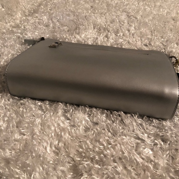 🆕bebe “Jerrica” Crystal Stud Logo Wristlet/Clutch - Picture 6 of 7